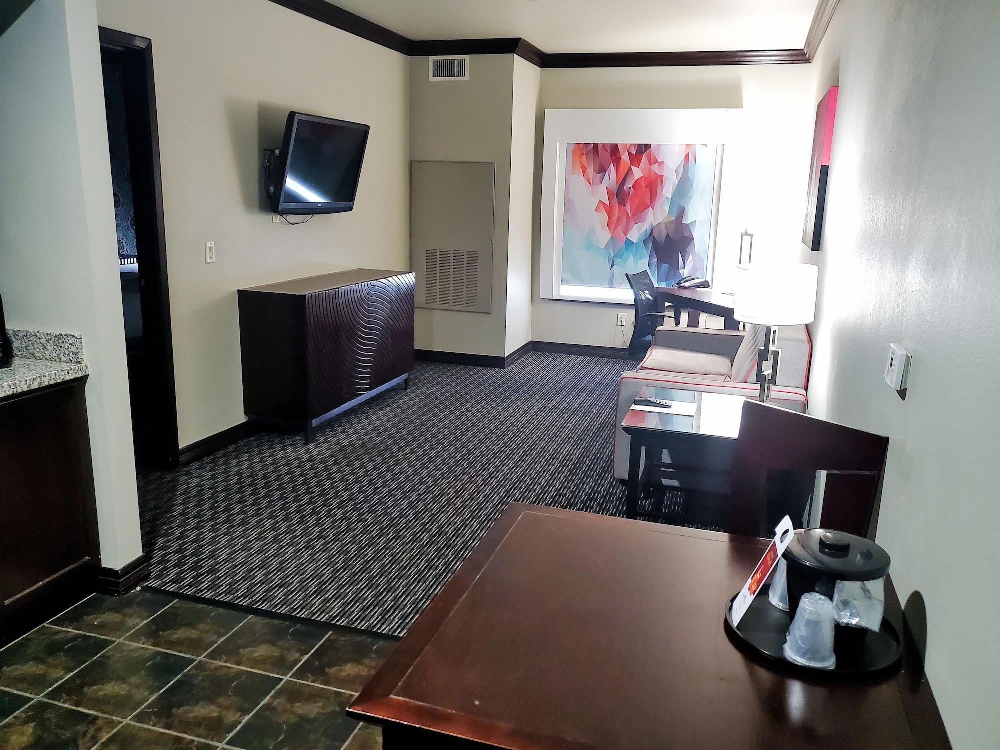 Hawthorn Suites By Wyndham Lubbock Exterior photo